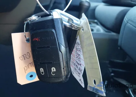 2021 Ram 2500 Tradesman 4X4 6'4 Box from USA, damaged, VIN 3C6UR5CJ2MG631771